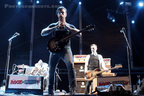 EAGLES OF DEATH METAL - 2012-08-25 - SAINT CLOUD - Domaine National - Scene de la Cascade - 